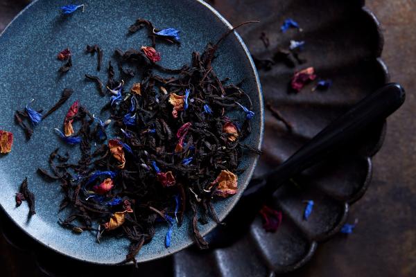 Shop luxury black loose leaf tea blends by BELLOCQ and elevate your everyday rituals. Free U.S. shipping available.