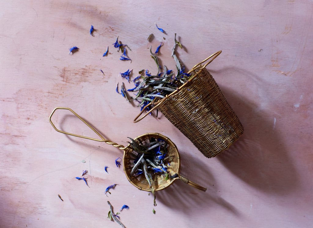 Our brass tea strainers are versatile and hand-crafted by metal artisans. Choose between petite and deep basket strainers from BELLOCQ.