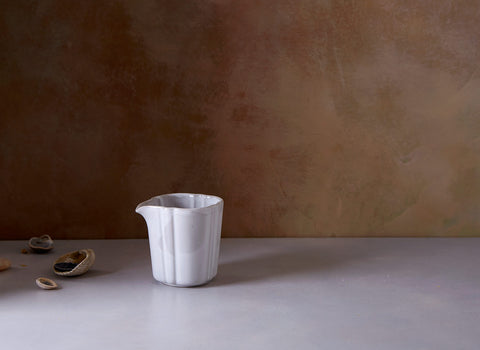 Pouring Creamer
